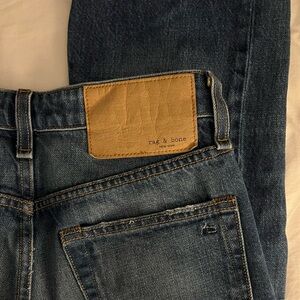 Rag & Bone dark wash blue jeans ripped knee

#distressed#ragandbone#denim